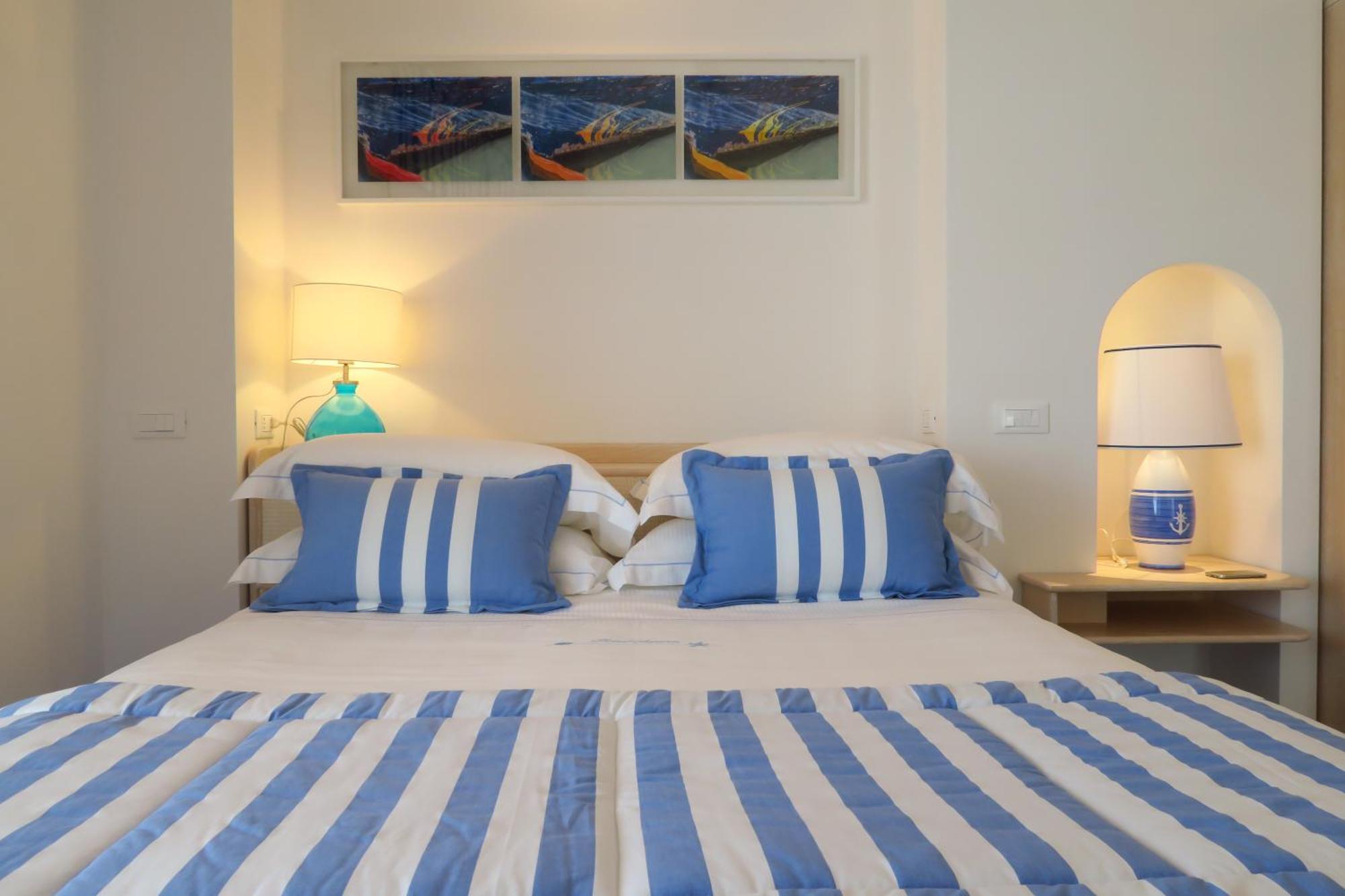 Hotel Aurora Сперлонга Екстериор снимка
