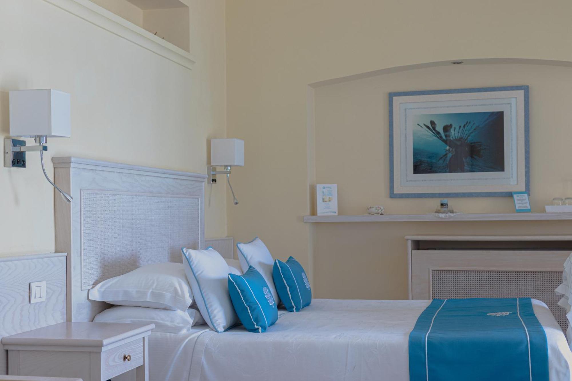 Hotel Aurora Сперлонга Екстериор снимка
